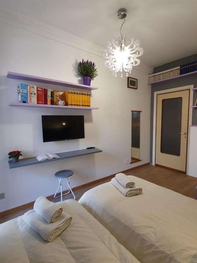 Alma Vacation Apartment In The Centre, Big Terrace Milan Exterior photo