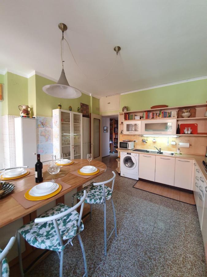 Alma Vacation Apartment In The Centre, Big Terrace Milan Exterior photo